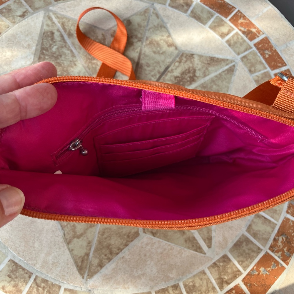 Baggallini Vibrant Orange Crossbody Bag - Picture 3 of 7